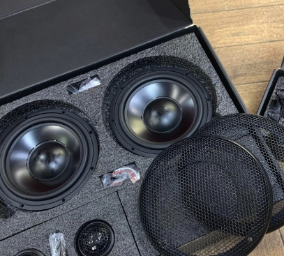 スピーカーシステム