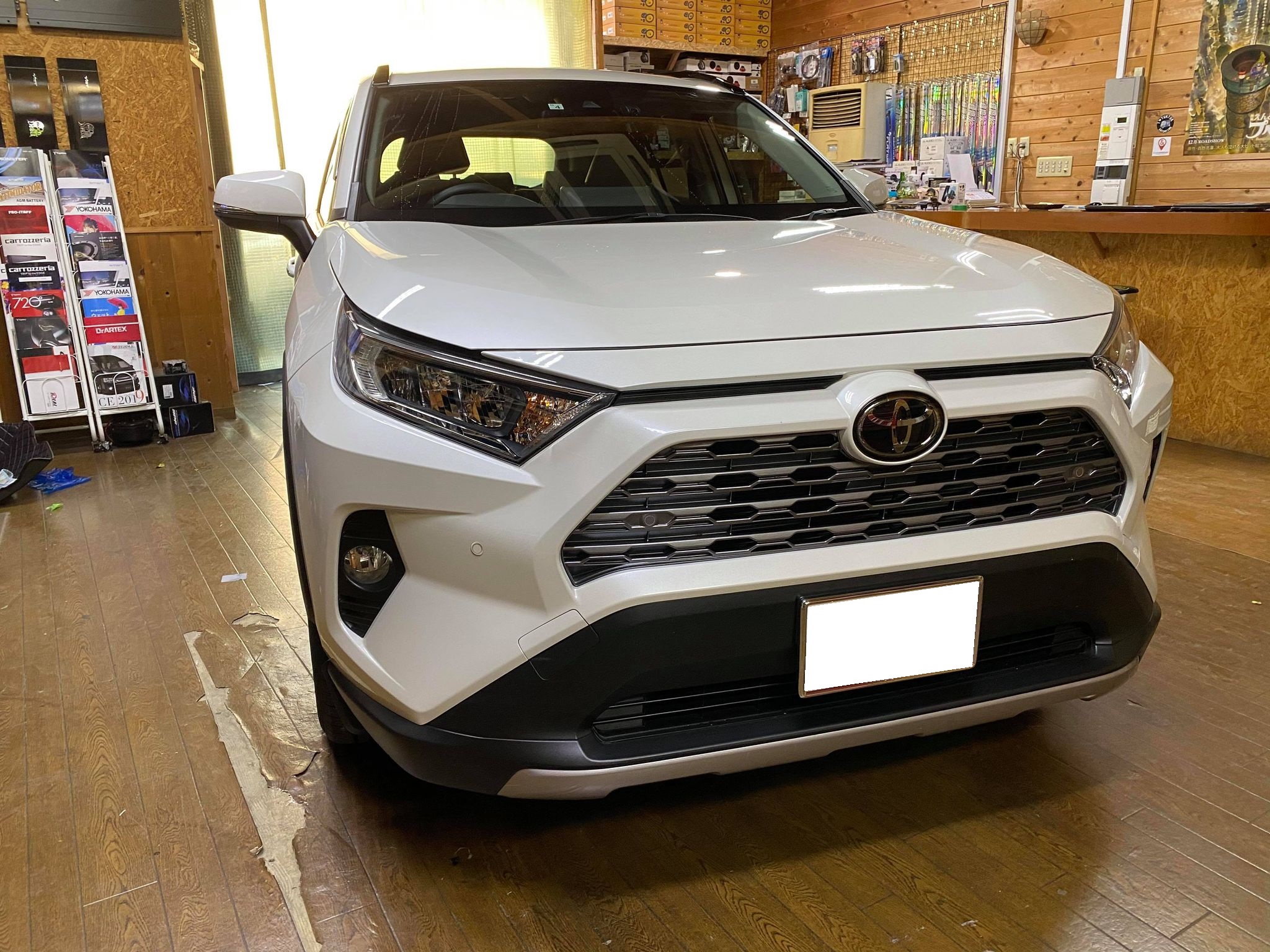 今人気のRAV4へJLスピーカー交換！