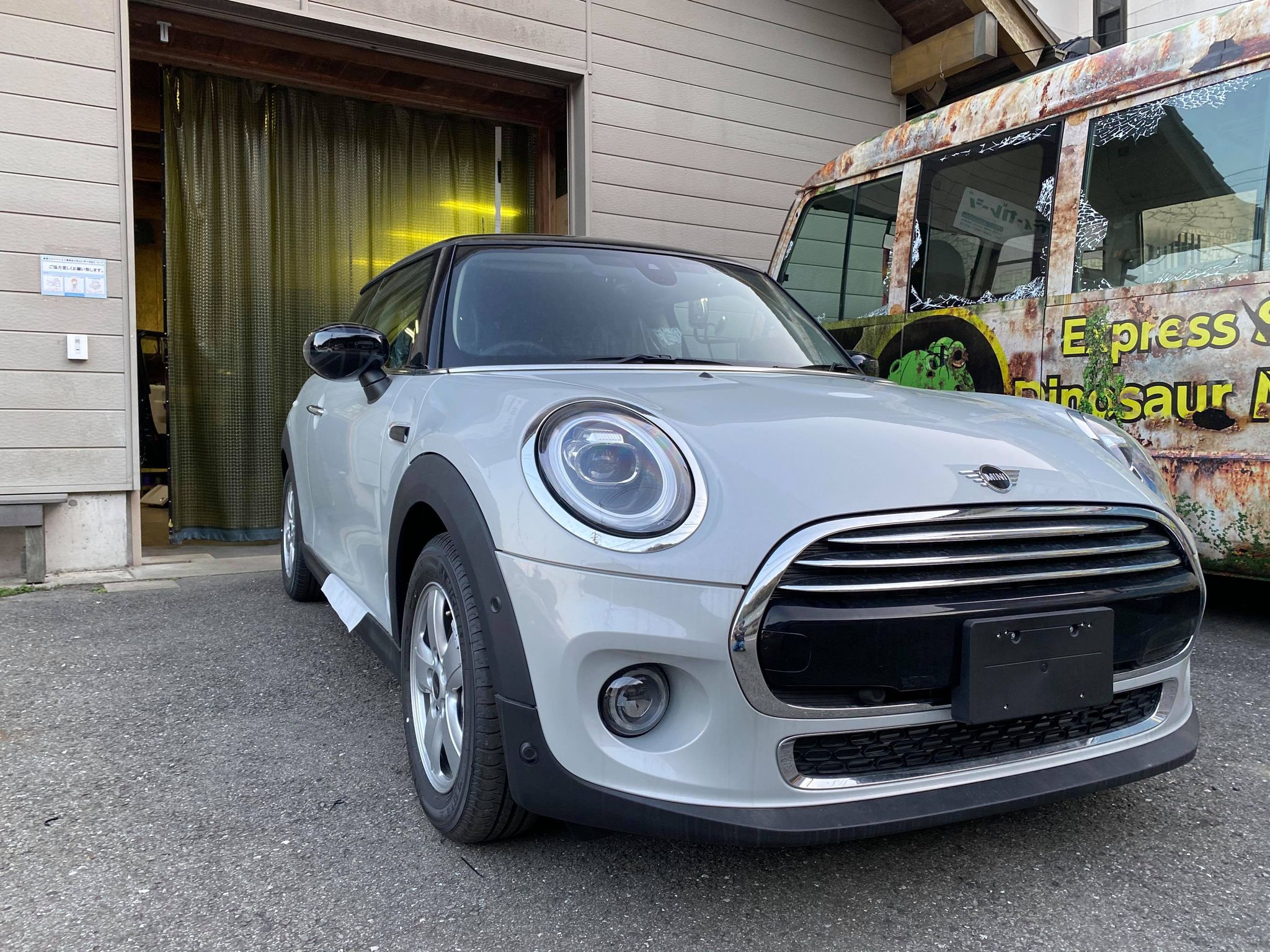 F56へドライブレコーダーとETCを取り付け。