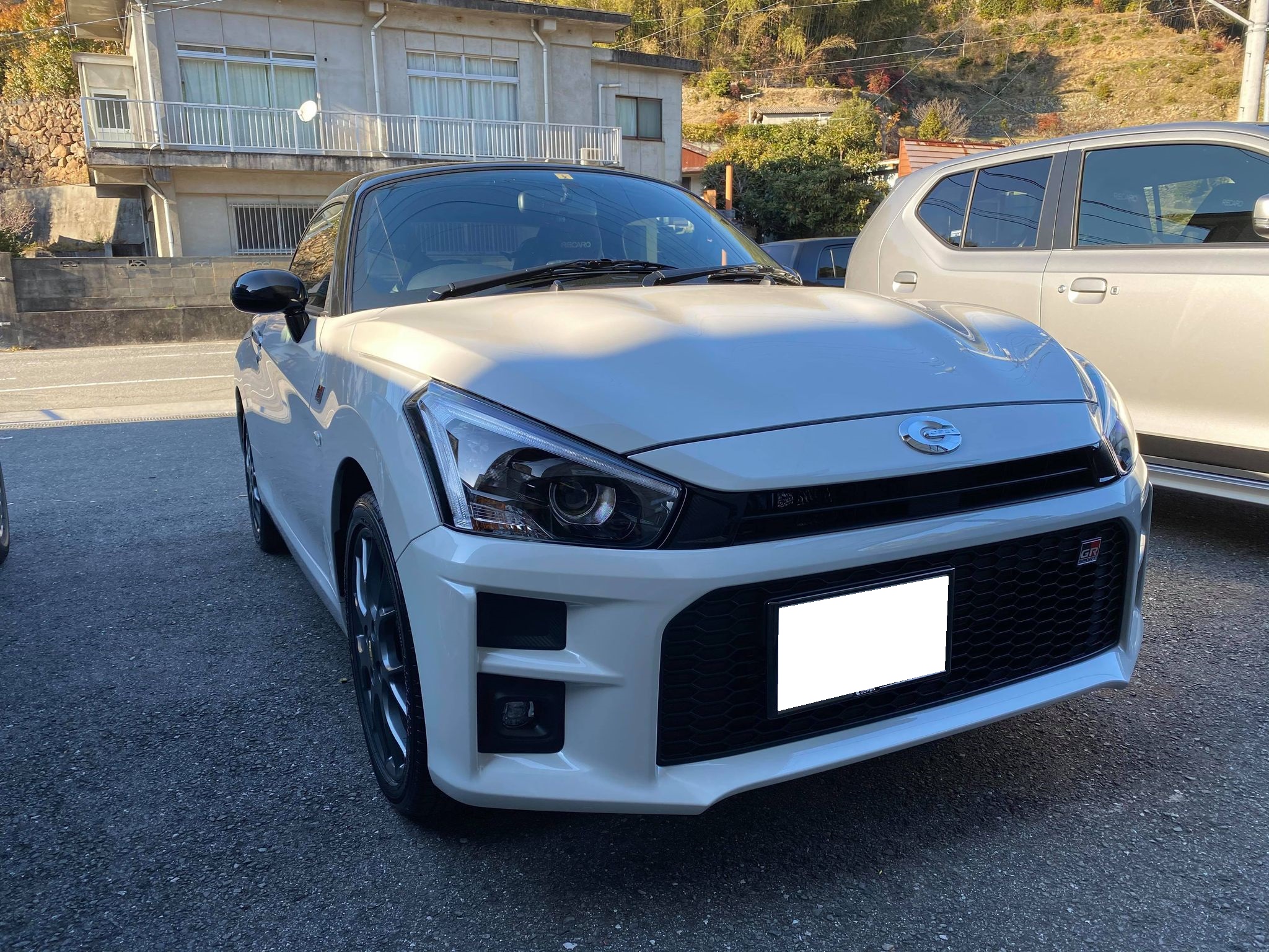 コペンGRへAVユニット、バックカメラ取付。