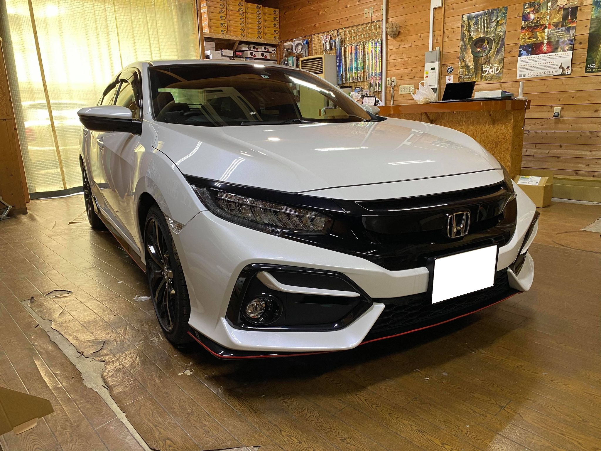 シビックにデットニング、JLスピーカー施工
