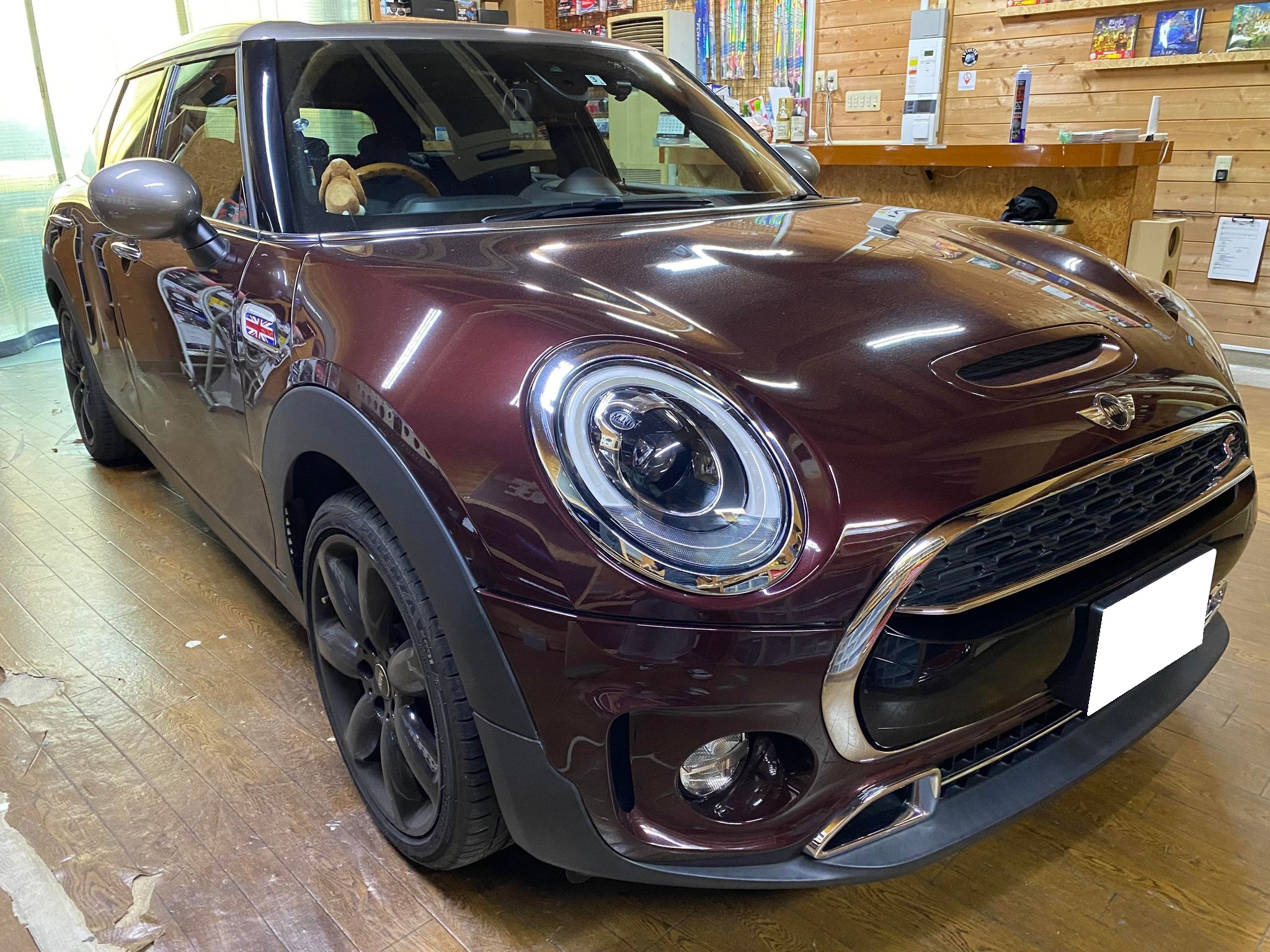 そこのカスタムは個性？ミニのセンターエアコンパネルの交換！