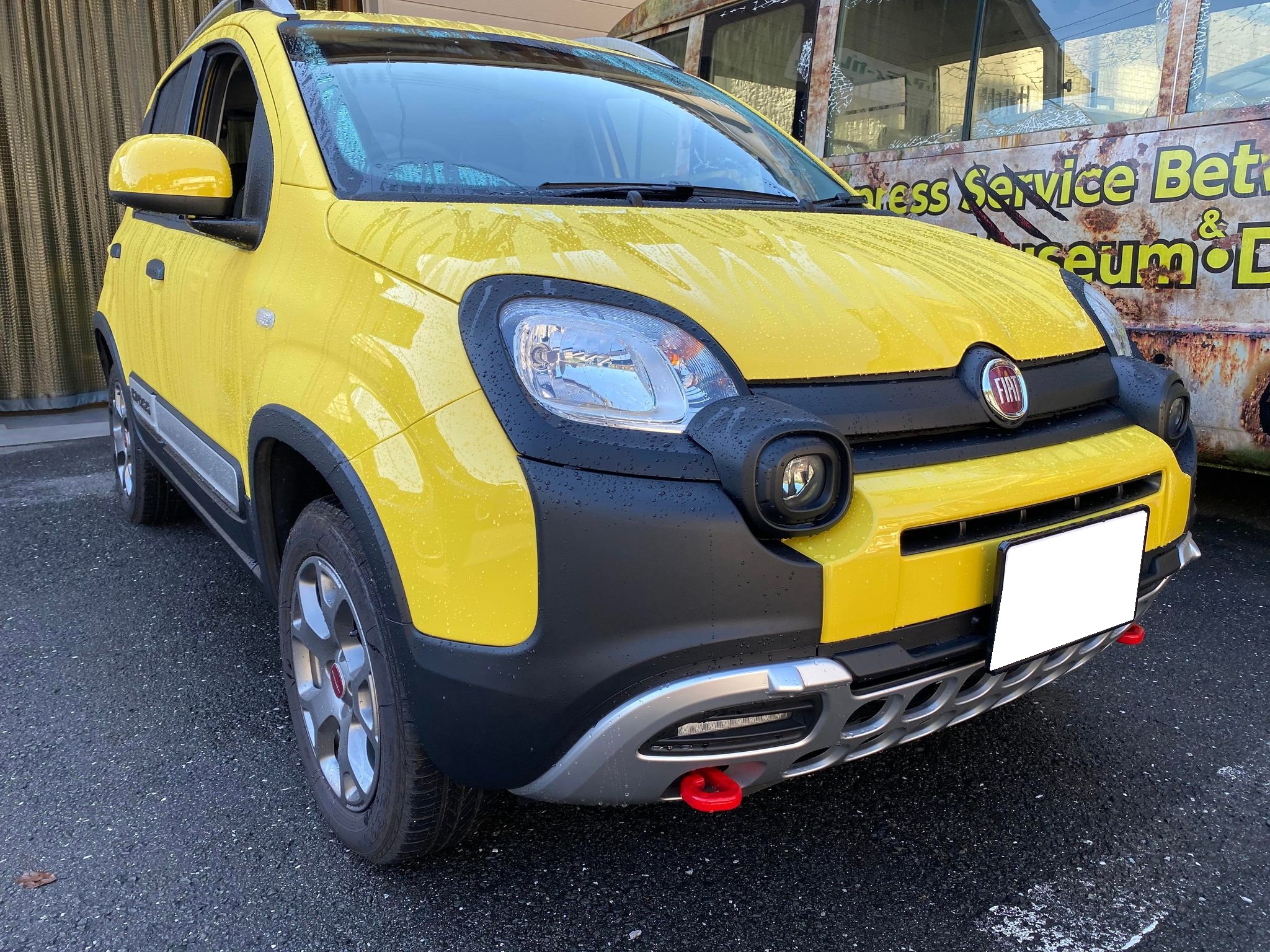 限定215台の車？パンダクロスのスピーカー交換＆デットニング！