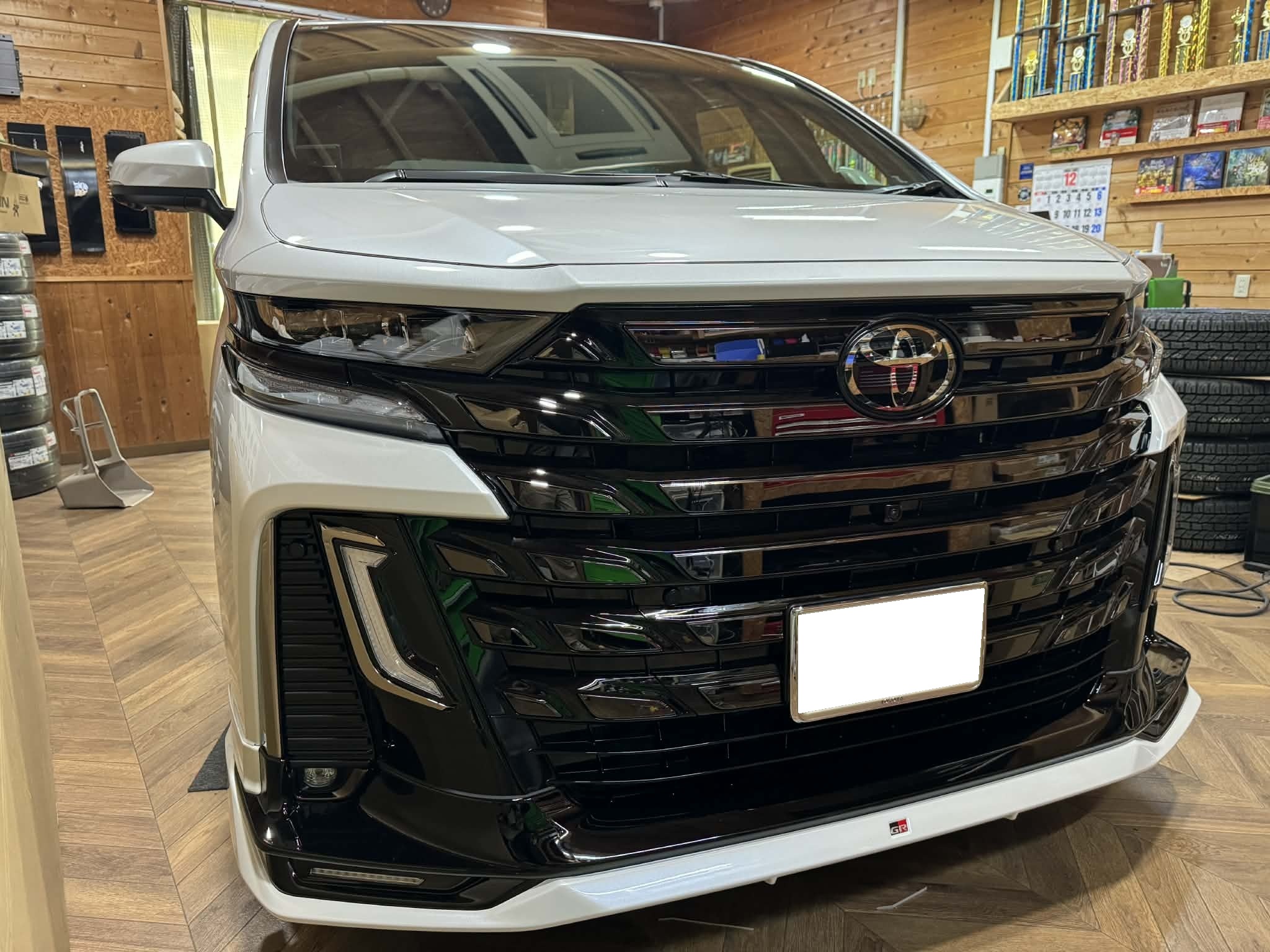 待ったよ‼40系ヴェルファイア半年越しの想いを形に!鉄壁の守りと極上の音色をインストール!カーセキュリティパンテーラとデジタルイモビライザーイグラ2+とキーレスブロックPRO+とCDTコアキシャルスピーカーと小物etc…取付‼