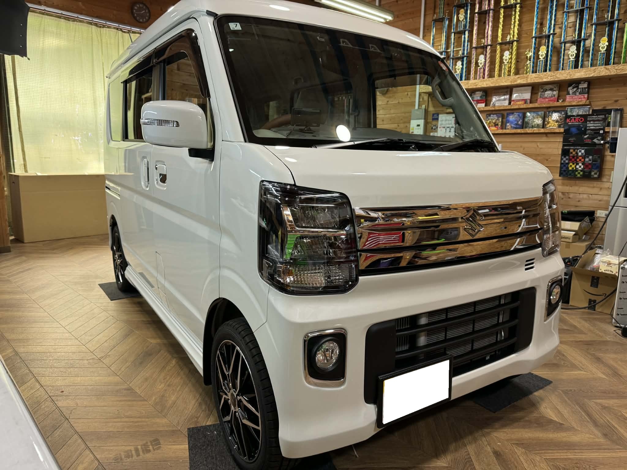 エブリィを遮音断熱デッドニング施工‼