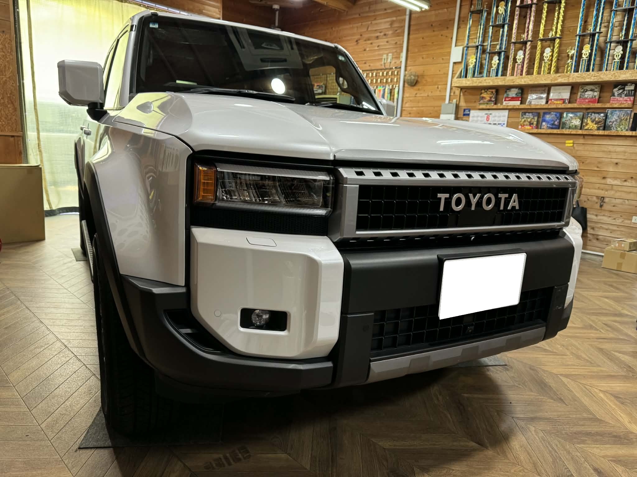 12台目‼徳島県からご来店!クルマもセキュリティもしっかりDXシフト!ランドクルーザー250にデジタルイモビライザーイグラ2+とキーレスブロックPRO+取付!