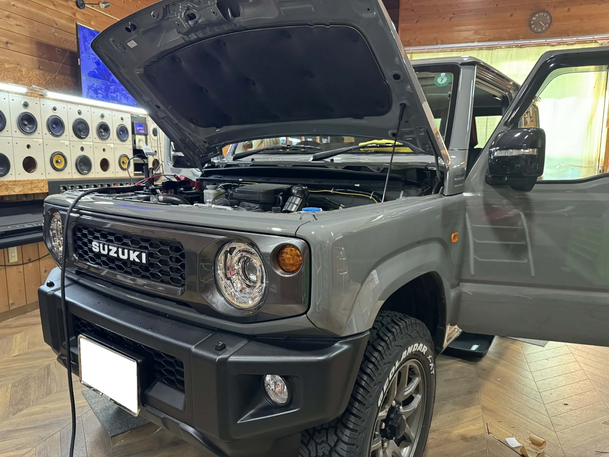 「鳴ればいい」から「聴かせる」へ。最先端マルチセッティングで、サイバーナビの真価を解放!64ジムニーにグラウンドゼロスピーカー取付‼